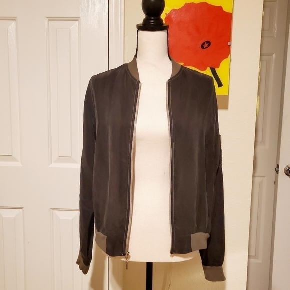 Hard Tail | Green Aviator Bomber - Picture 5 of 7